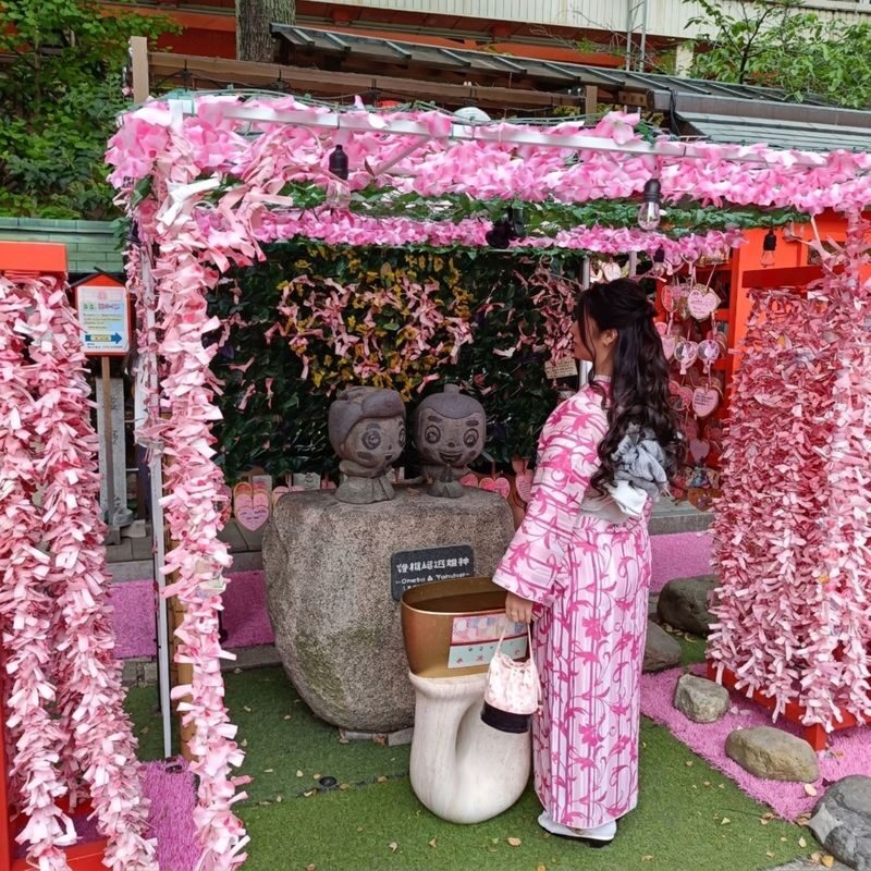 Osaka Umeda Kimono & Retro Streets Half-Day Tour - Who should consider this tour