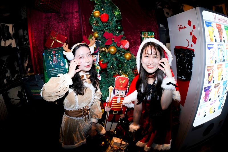 Osaka Umeda: OWL Nightclub Admission Ticket (For Foreign) - Passport, age limit, and one important boundary