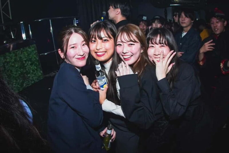 Osaka Umeda: OWL Nightclub Admission Ticket (For Foreign) - The Experience on the Night