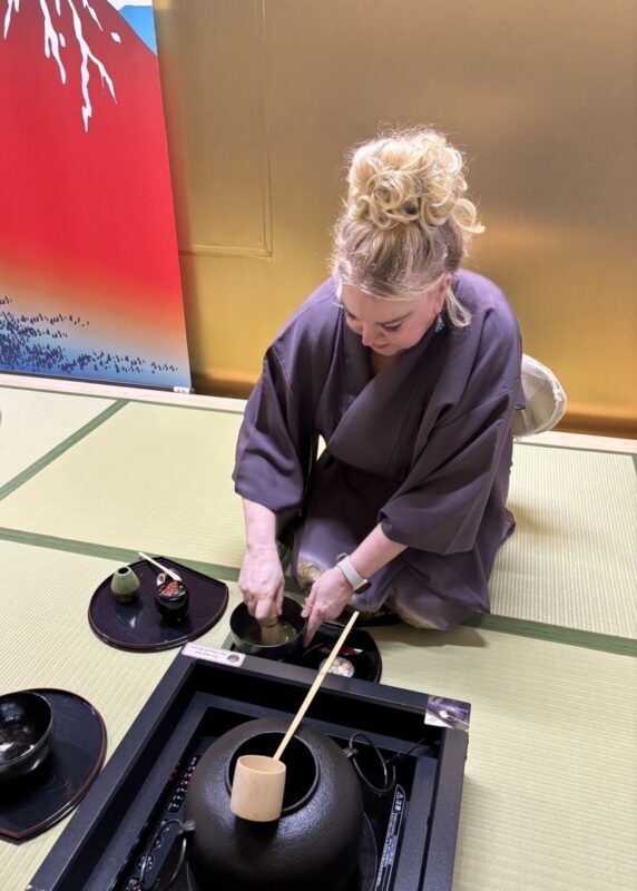 Osaka Umeda Tea Room Japanese Traditional Tea Ceremony Experience - Learning the ceremony without homework