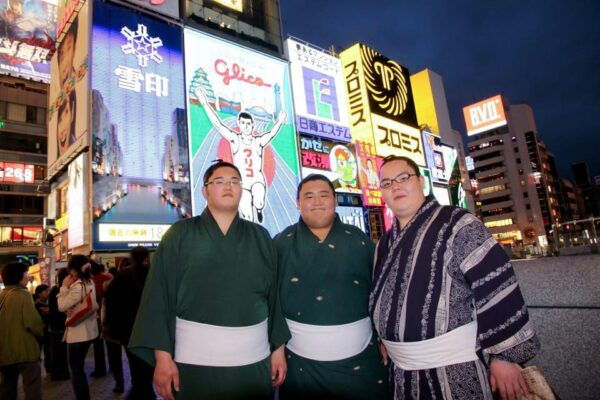 Osaka Unveiled: From Bustling Streets to Serene Shrines - The Spirit of Osaka