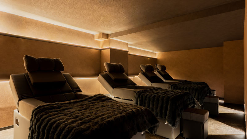 Osaka: Vietnamese Emperor Head Wash Spa Experience - The value of a US$50.45 starting price