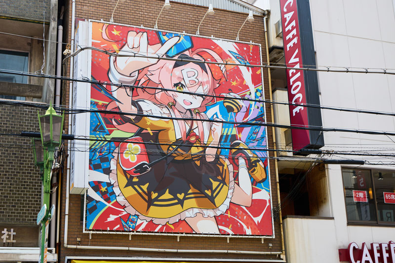 Osaka Walking Tour: Dotonbori, Kuromon Market & Street Food - Kuromon Market and the street-food idea