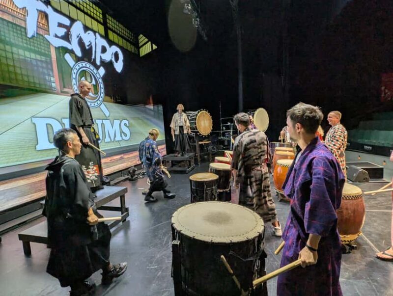OSAKA:Feel the Power! Learn Taiko Drum from Professionals - Who Might Not Love It?
