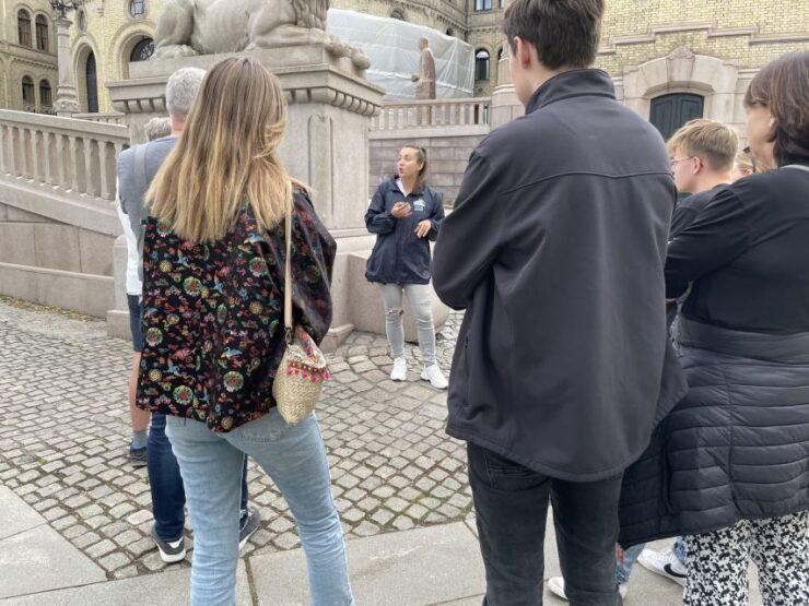 Oslo: Best of Oslo Walking Tour Fjords Sightseeing Cruise - Experience