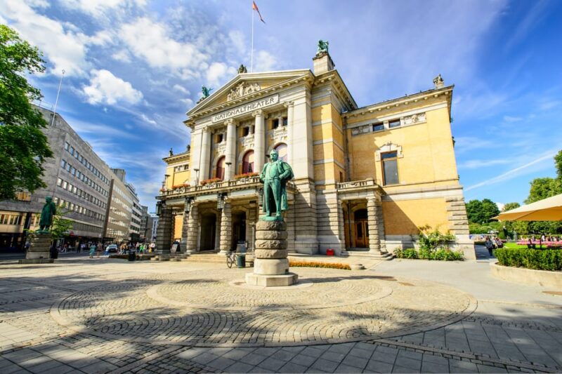 Oslo: City Highlights Walking Tour - The Authentic Vibe: A Balance of Old and New