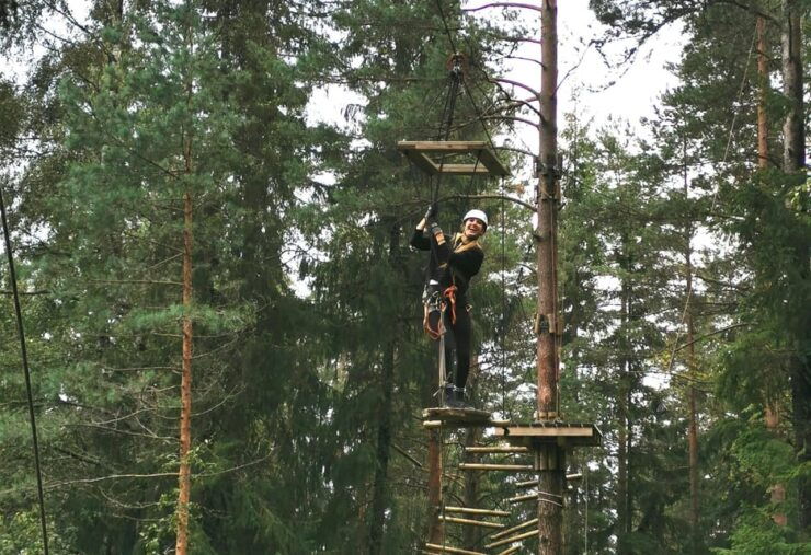 Oslo: Day Ticket to Oslos Favourite Climbing Park - Outdoor Climbing Experience