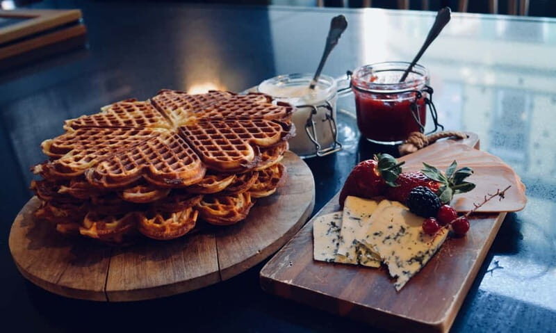 Oslo: Food Tasting and Walking Tour with a Local - Exploring Oslo Through Food and Culture