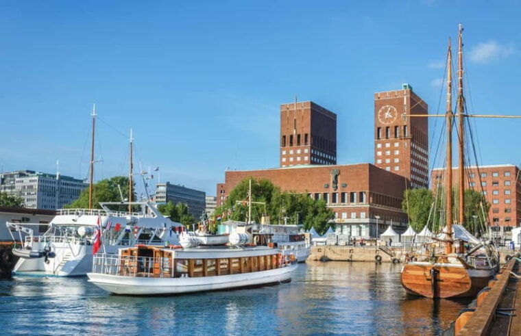 Oslo: Guided Walking Tour of Central Oslo - Authentic Insights from Travelers