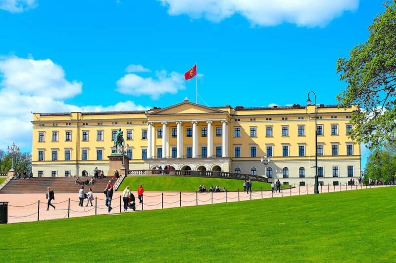 Oslo: Guided Walking Tour of Central Oslo with Local Guide - What to Expect: The Itinerary in Detail