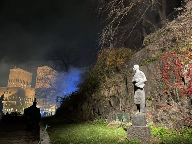 Oslo: Historic Myths & Legends Evening Walking Tour - Tour Overview