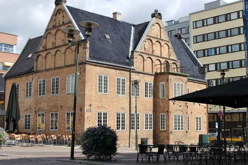 Oslo Old Town Highlights Private Walking Tour - A Detailed Look at the Tour Experience