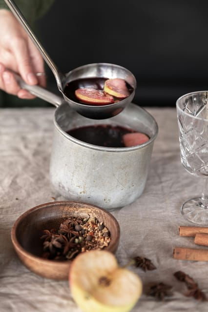 Oslo: Tour with a Michelin star chef - FAQ