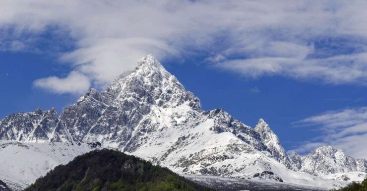 Ostana: Monviso Guided Hiking Day Trip With Tastings - Activity Details