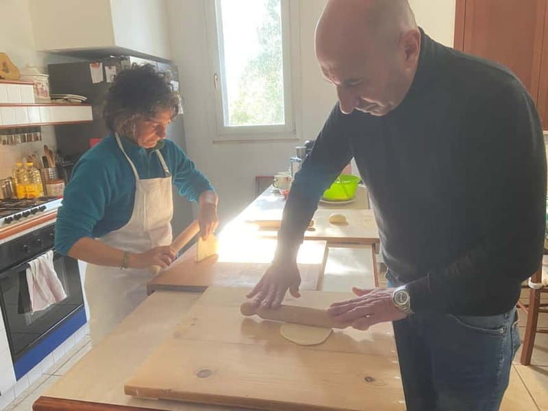 Ostuni: cooking class of fried panzerotti and puccitedde - Who Will Love This Experience?