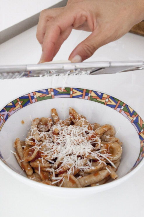 Ostuni: Pasta and Tiramisu Class at a Locals Home - Good To Know