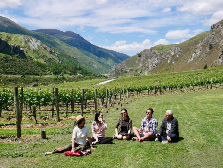 Otago Wine Trail Bespoke Small Group Tour - Tour Details