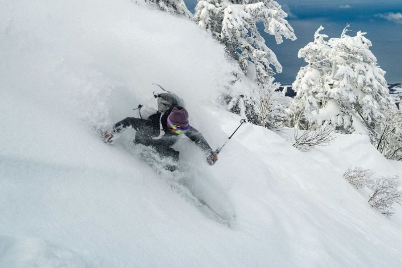 Otaru Asarigawa Onsen Ski Resort One-Day Ski Trip | Official Ski Resort Partner | Includes Photography Service | Departing from Sapporo, Hokkaido - Should you book the Asarigawa day trip?
