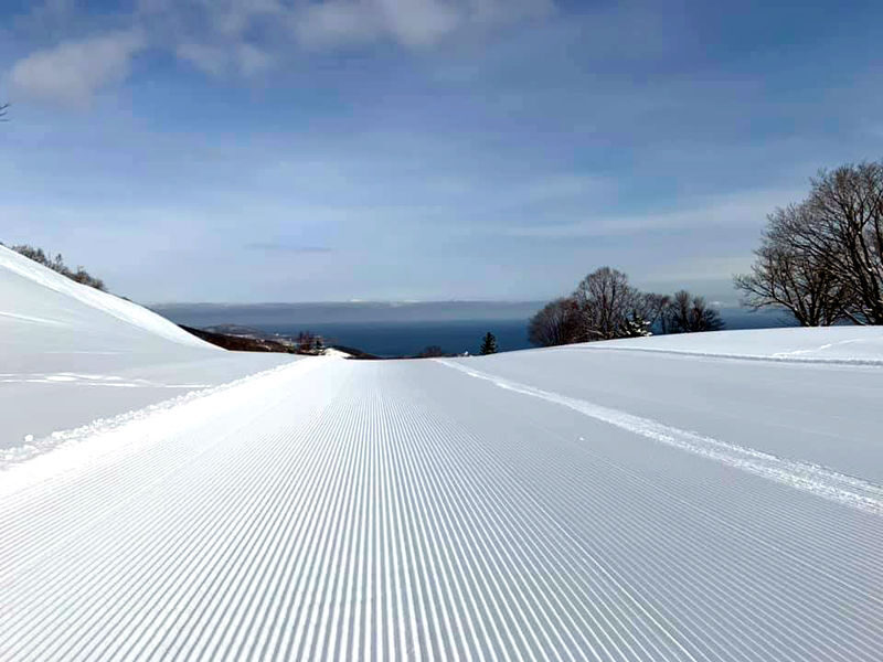 Otaru Asarigawa Ski Resort Ski & Snowboard Rental - What the rental package covers