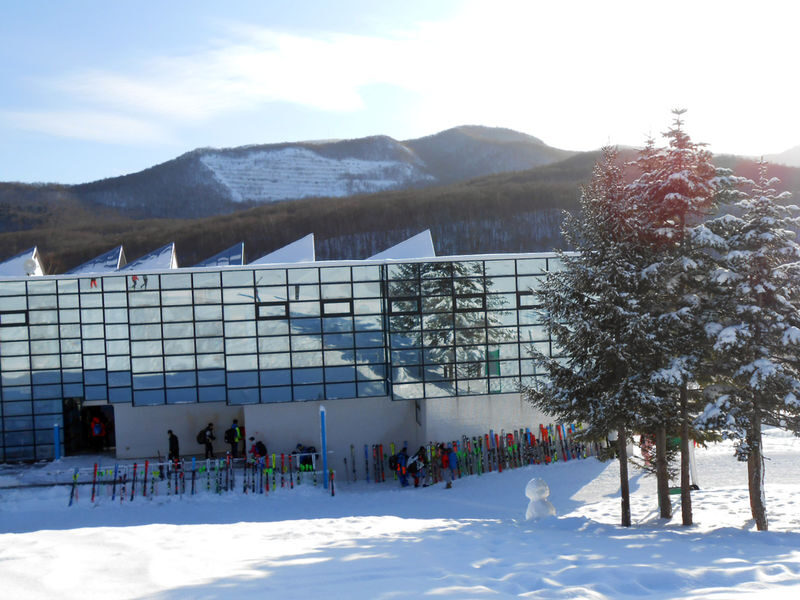 Otaru Asarigawa Ski Resort Ski & Snowboard Rental - Is $129.09 good value?
