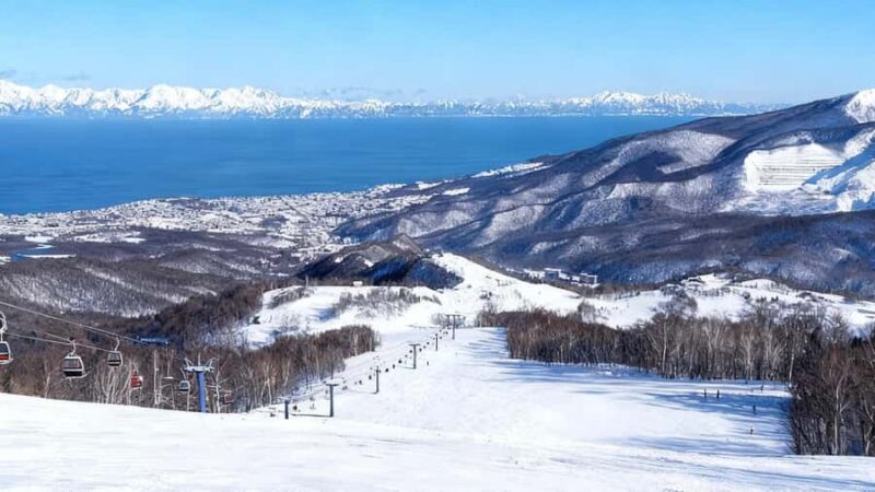 Otaru Asarigawa Ski Resort Trip with Wear Sapporo Departure - Scenic Lunch and Free Time