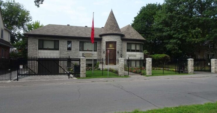 Ottawa Embassies Self-Guided Walking Tour & Scavenger Hunt - Tour Overview