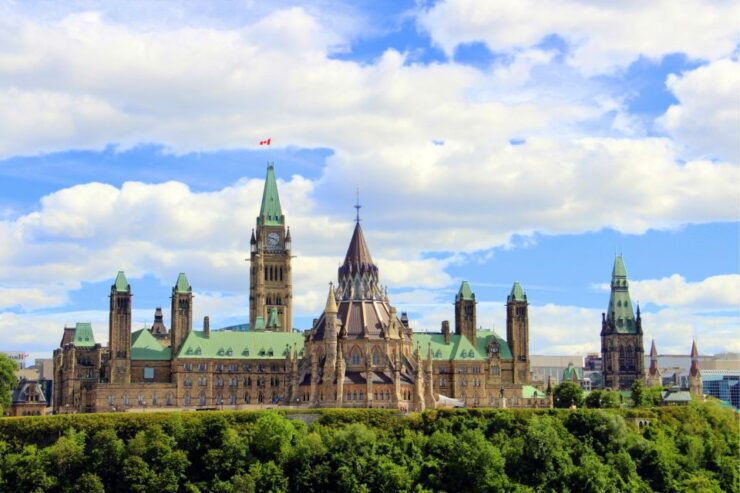 Ottawa: First Discovery Walk and Reading Walking Tour - Highlights of the Walking Tour