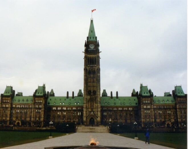 Ottawa: Highlights and History Walking Tour - Historical Context and Significance