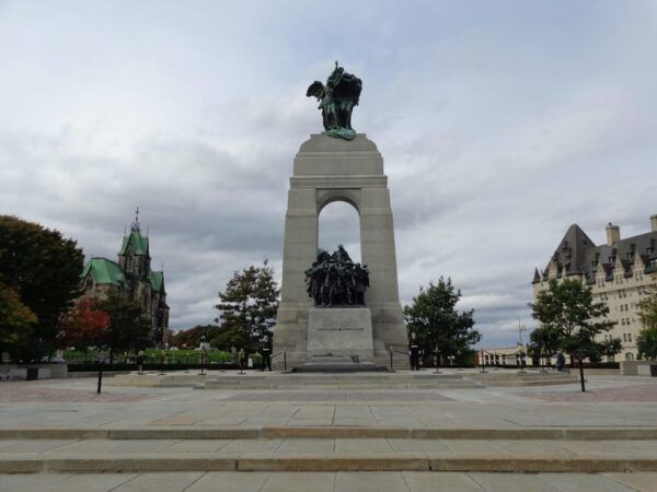 Ottawa: Highlights and History Walking Tour - Cancellation and Payment Policies