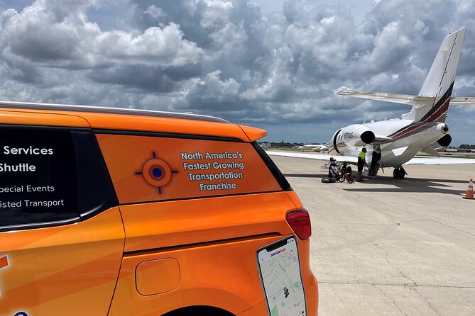 Ottawa Macdonald-Cartier Airport YOW Private Arrival/Departure Shuttle Transfer - Pricing and Booking