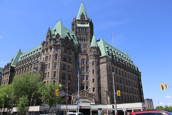 Ottawa Private Tour with Guide from Montreal - FAQ