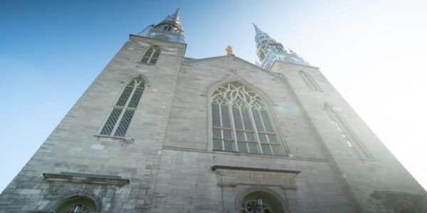 Ottawa: Small-Group Walking Tour With Boat Cruise - Explore ByWard Market