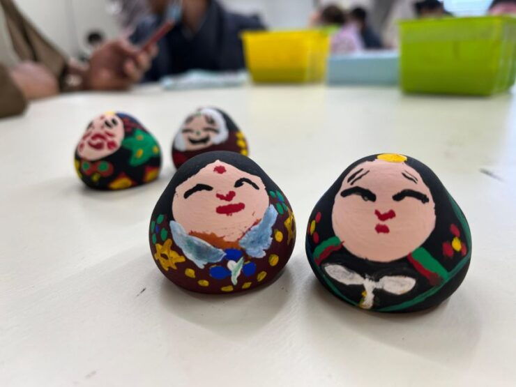 Ouchi Doll Painting Experience - Suitable for All Ages and Skill Levels