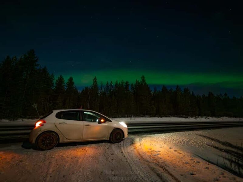 Oulu: Driven Aurora Hunting Tour in Oulu & Nature Spots - The Practicalities