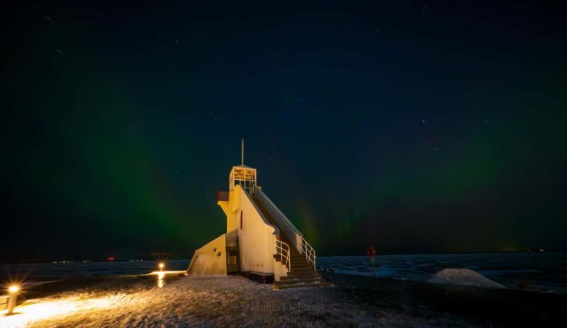 Oulu: Guided Night Walking Tour with Northern Lights Hunting - Frequently Asked Questions