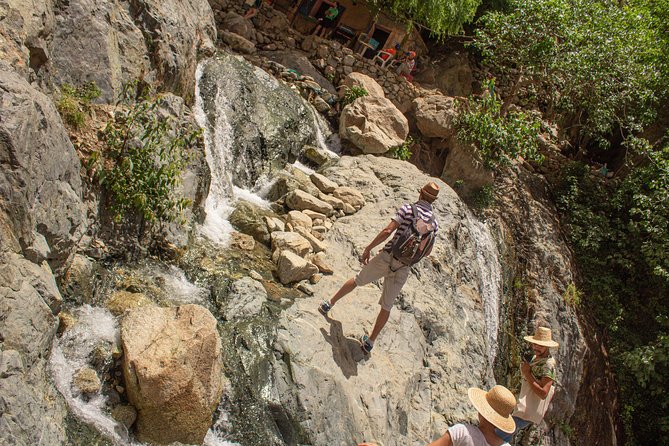 OURIKA VALLY Small Group Day Tour From Marrakech. - Vehicle & Amenities