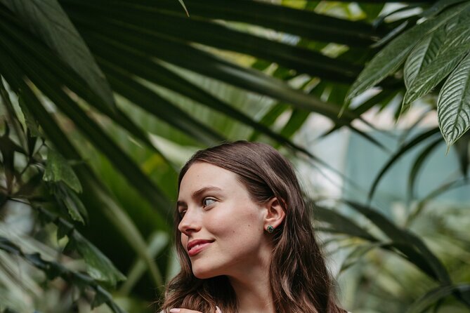 Outdoor Portrait Photoshoot at Royal Botanic Gardens Victoria - Preparing for the Photoshoot