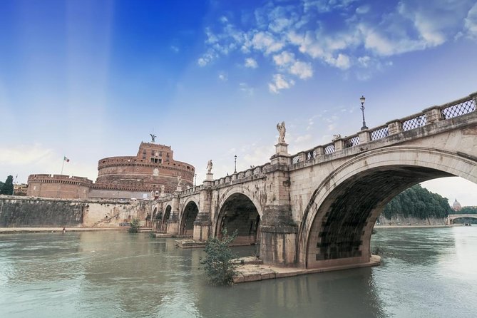 Outdoor Vatican Tour From St. Peters Basilica to Borgo & Castle Santangelo - Tour Highlights