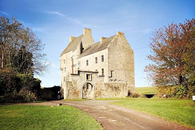 Outlander Odyssey: Private Outlander Filming Locations Day Tour - Directions