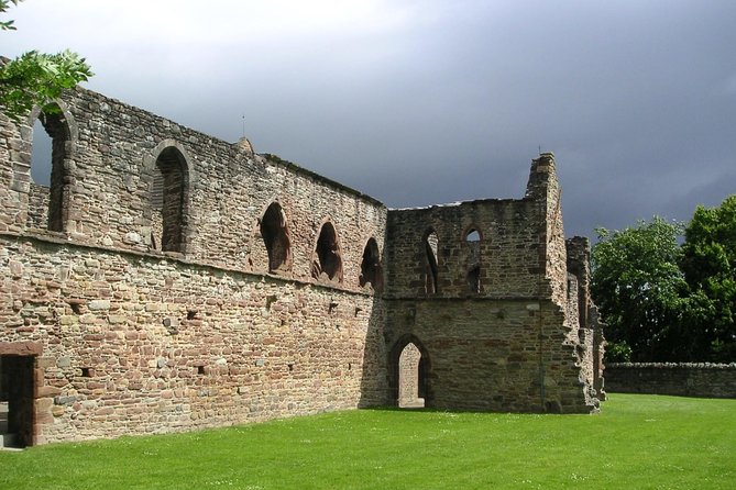 Outlander Sites and Inverness - Pricing and Legal Information