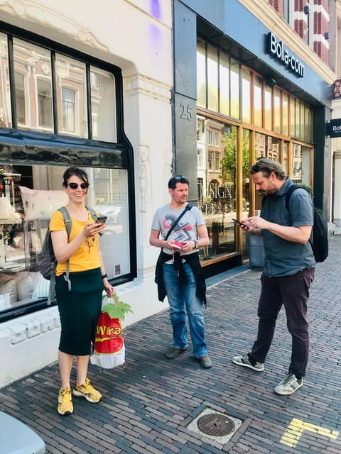 Outside Escape Amsterdam with your friend(s) and have fun! - Practical Details