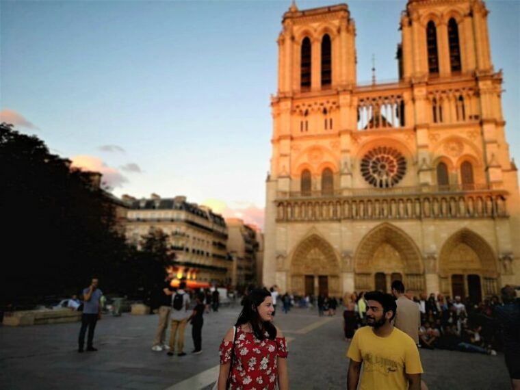 Outside Notre-Dame, Île De La Cité, St. Severin Church Tour - Tour Inclusions