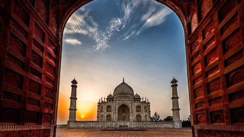 Overnight Agra/Taj Mahal Tour & Fatehpur Sikri Tour - The Itinerary in Detail