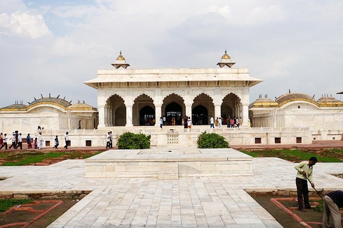 Overnight Agra Tour By Car From Delhi - Accessibility and Recommendations