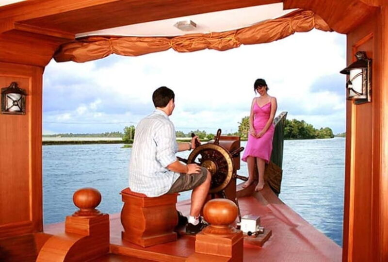 Overnight Alleppey Houseboat Cruise Tour (Kerala Beauty) - Who Is This Tour Best Suited For?