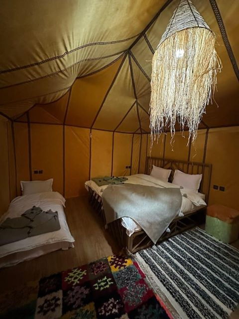 Overnight in Merzouga Desert Camp With Camel Rides and Food - Experience the Majestic Desert Sunset