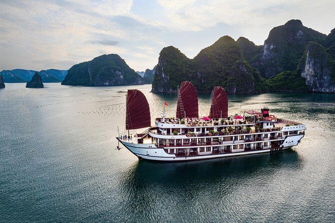 Overnight Luxury 5 Star Alisa Cruise with Meals, Kayak or Bamboo Boat - The Sum Up