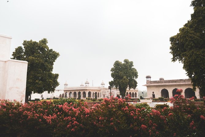 Overnight Luxury Tour of Tajmahal With Jaipur Including Transport and Hotel - Good To Know