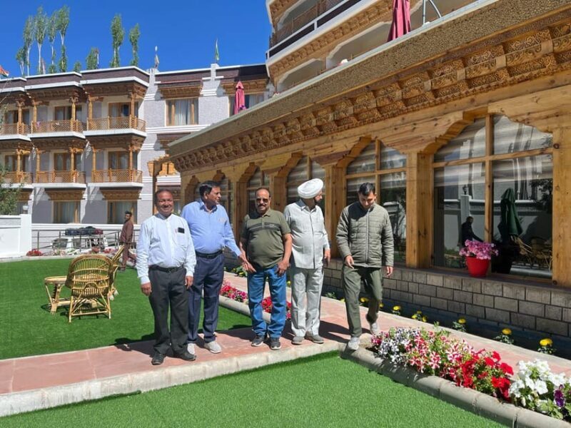 Overnight Pangong Tour From Leh With Thiksey & Shey Palace - Who Should Consider This Tour?