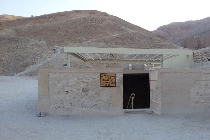 Overnight Tour to Luxor East and West Bank - Departure Options